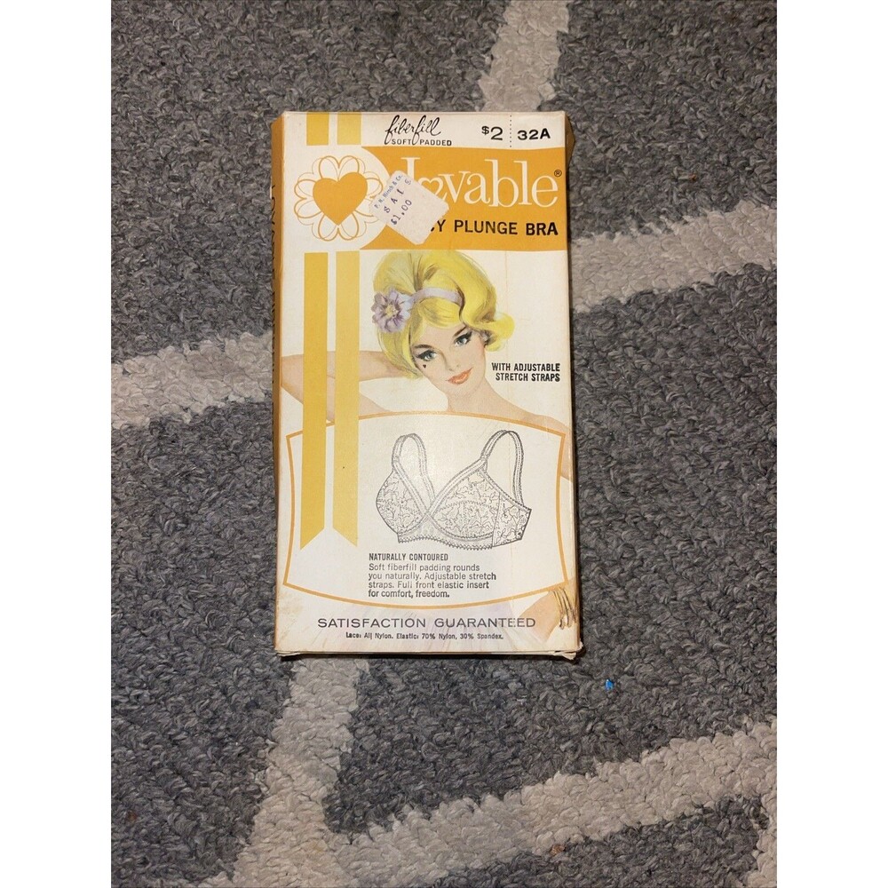 Rare Vintage Lovable Plunge Bra 32A White Lace with Box